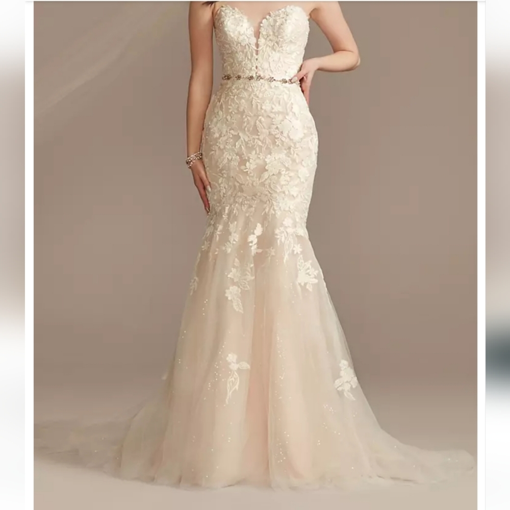 Oleg Cassini White and Cream Floral Lace Wedding Dress